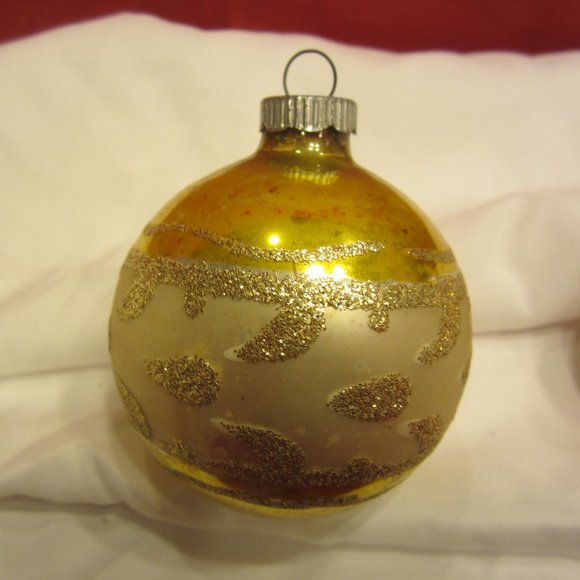 SET OF 3 ORNAMENTS, GLASS BALLS, FROM THE 50'S TO THE 70'S - Picture 4 of 9